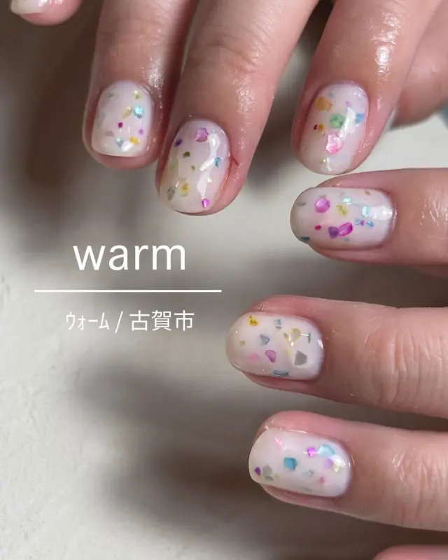 💅🎨投稿はこちら 》 》 @azuki__warm 
 

もうすぐ、ホワイトデー🤍🫧

ホワイトチョコレート🤍つぶつぶ🎨🫧

 design course 120min 11,000

－－－－－－－－－－－

One color 　8000〜
magnet 　　9000〜
Art design  10000〜

【 ⏫ ジェルオフ込み、育成ケアにて 】

長さ出し　　880
亀裂　　　　660
ロング料金　1100〜

オプション　110〜
立体パーツ　330〜770
特殊アート　550〜

－－－－－－－－－－－

〒 福岡県古賀市筵内（むしろうち🌼）
駐車場、駐輪場　有り

【 自爪育成 しながらジェルネイルを楽しむ 】

・4週間浮かないネイル
・爪が小さくて、ジェルネイルするのが恥ずかしい
・ジェルネイルで気分を上げる！

当店は、自爪育成（爪のピンクを伸ばす）しながら
ジェルネイルを楽しめるお店です 💅🎨

育成に特化した
【 ネイルケア、爪の形、ジェルネイルの形 】
にこだわっております。

ご予約は、公式LINEもしくはホットペッパーより

＊自爪育成専門 warm Nail room 古賀店＊

　当店は、自宅サロンとなります
　予約確定後、正確な住所をお教えします

【#古賀市#福津市#新宮町#自爪育成#深爪#マムシ爪#貝爪#ハイポニキウム#爪のピンクを伸ばしたい#パラジェル#持ち込み#マグネット#長さ出し#フィルイン#ジェル#ネイルケア#ニュマンス#ワンカラー#フット#フラッシュ#インク#長さ出し#古賀市ネイル#福津市ネイル新宮ネイル#秋ネイル#冬ネイル#春ネイル#夏ネイル#ブライダルネイル#デザインネイル】
